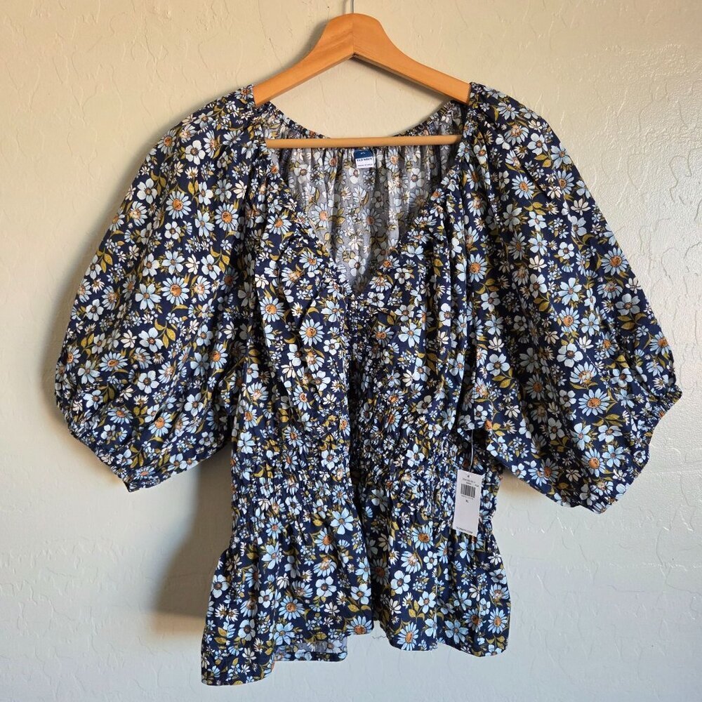 Old Navy Puff Sleeve Smocked VNeck Peplum Top Blue Floral XL Cottage Prairie NEW